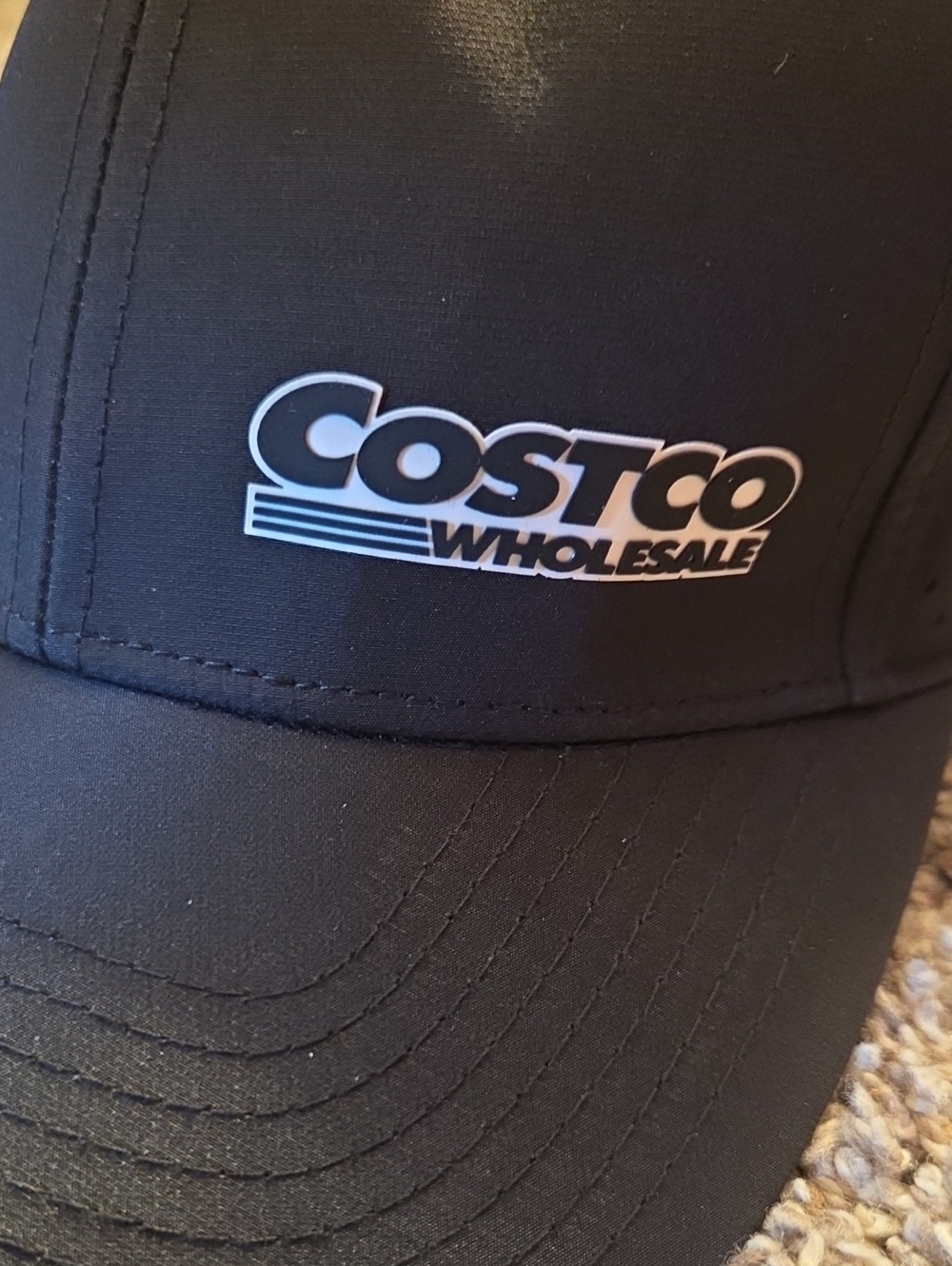Costco Men’s Black Performance Baseball Cap - Picture 2 of 6
